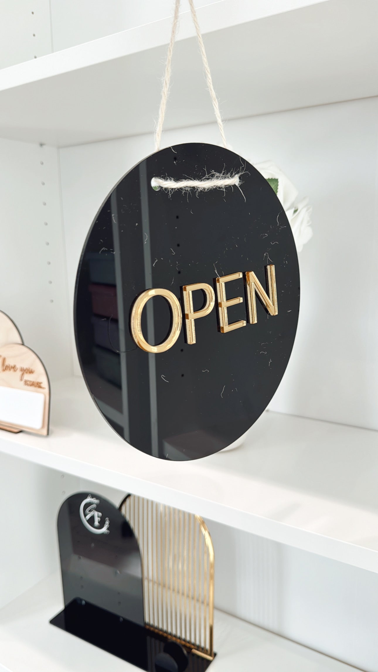 OPEN/CLOSE SIGN