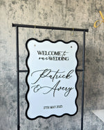 Scalloped Welcome Wedding Sign| EMORY