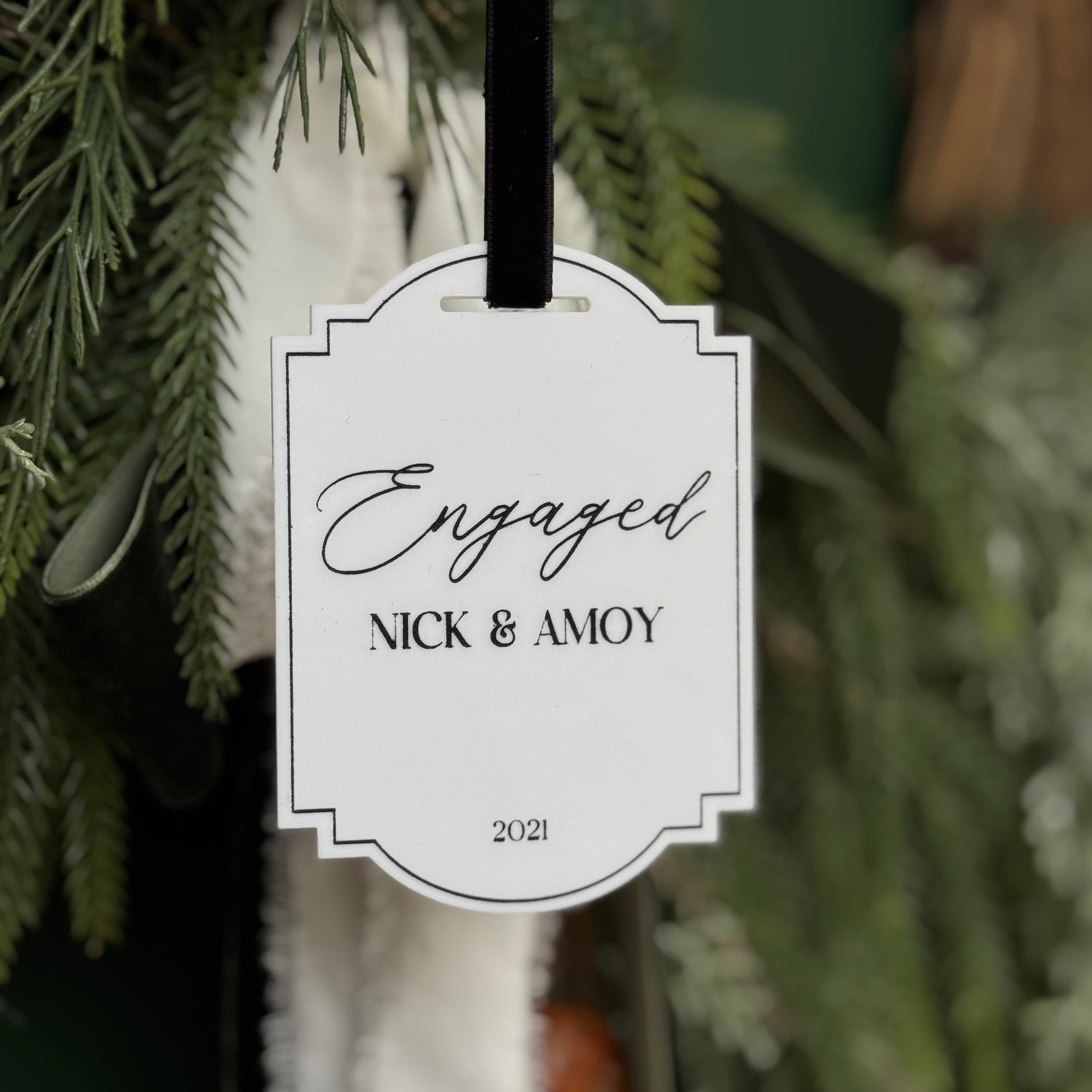 ENGAGED | THE HOLIDAY SHOP