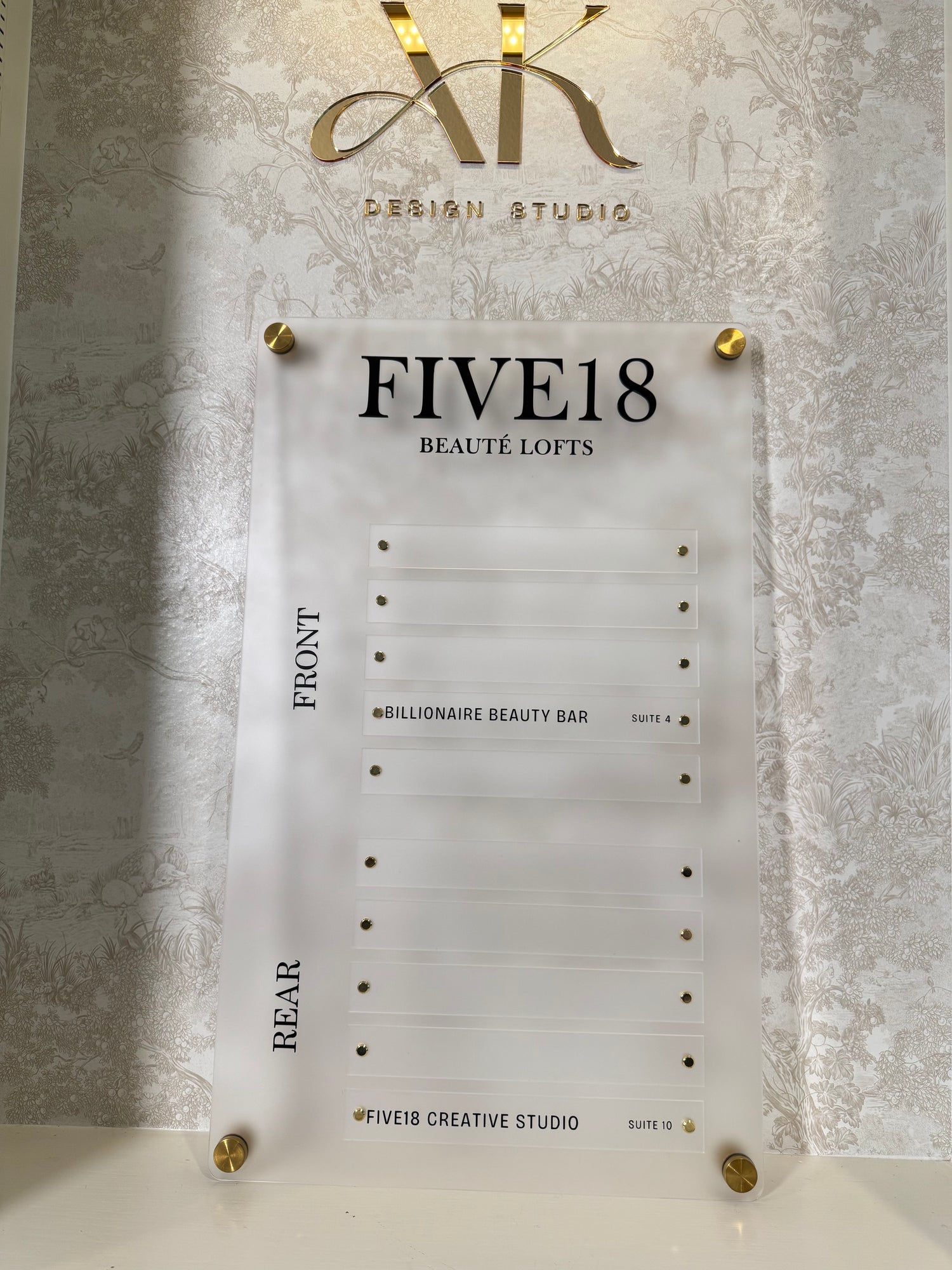 Salon Suite Directory